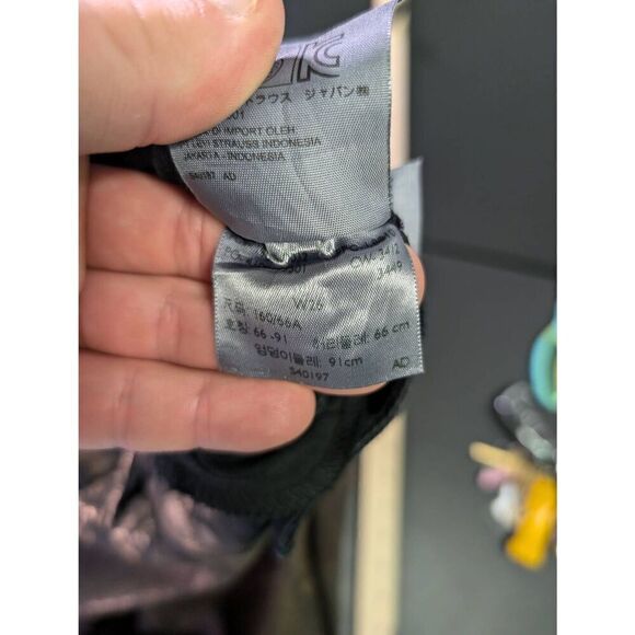 Levi's Women's Shiny Stretch Skinny Legging Jeans, Black/Brown Copper Foil Women - Picture 6 of 8